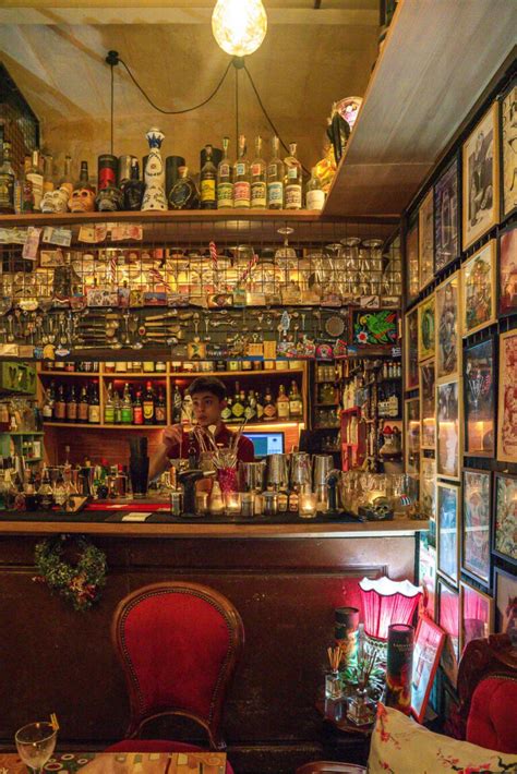 best bars in valletta.